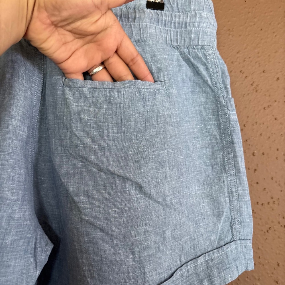 Athleta Cabo Linen 4" Shorts Light Blue Chambray Drawstring Waist 10 - Picture 5 of 9